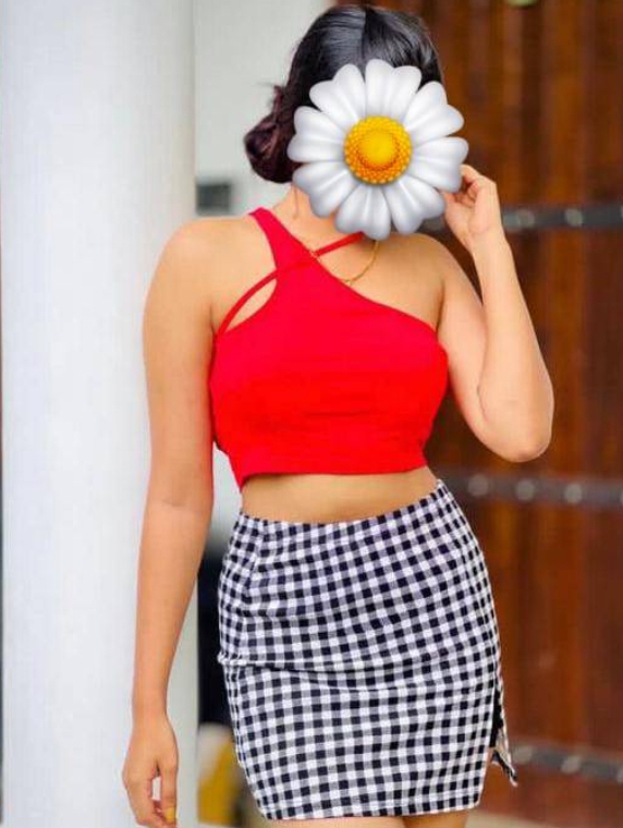 🤤පොටෝ එකේ ඉන්න...සු...
